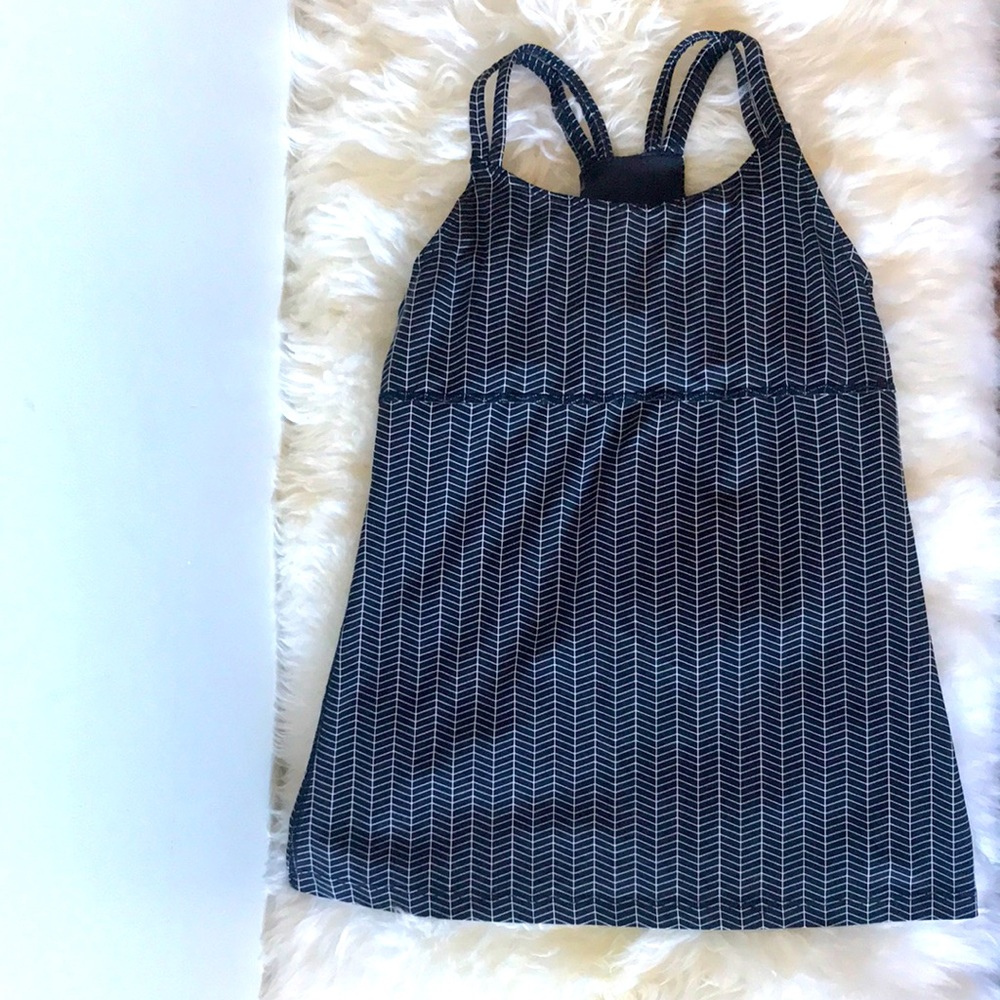 OISELLE tank top shelf bra